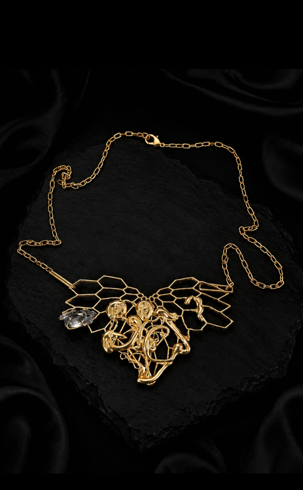 Collar  Mariposa de Ébano