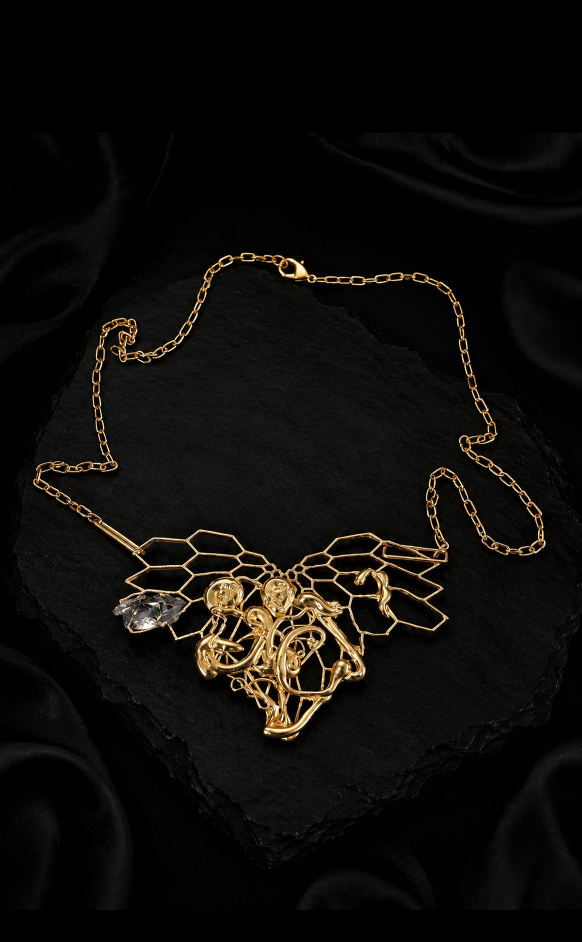 Collar  Mariposa de Ébano