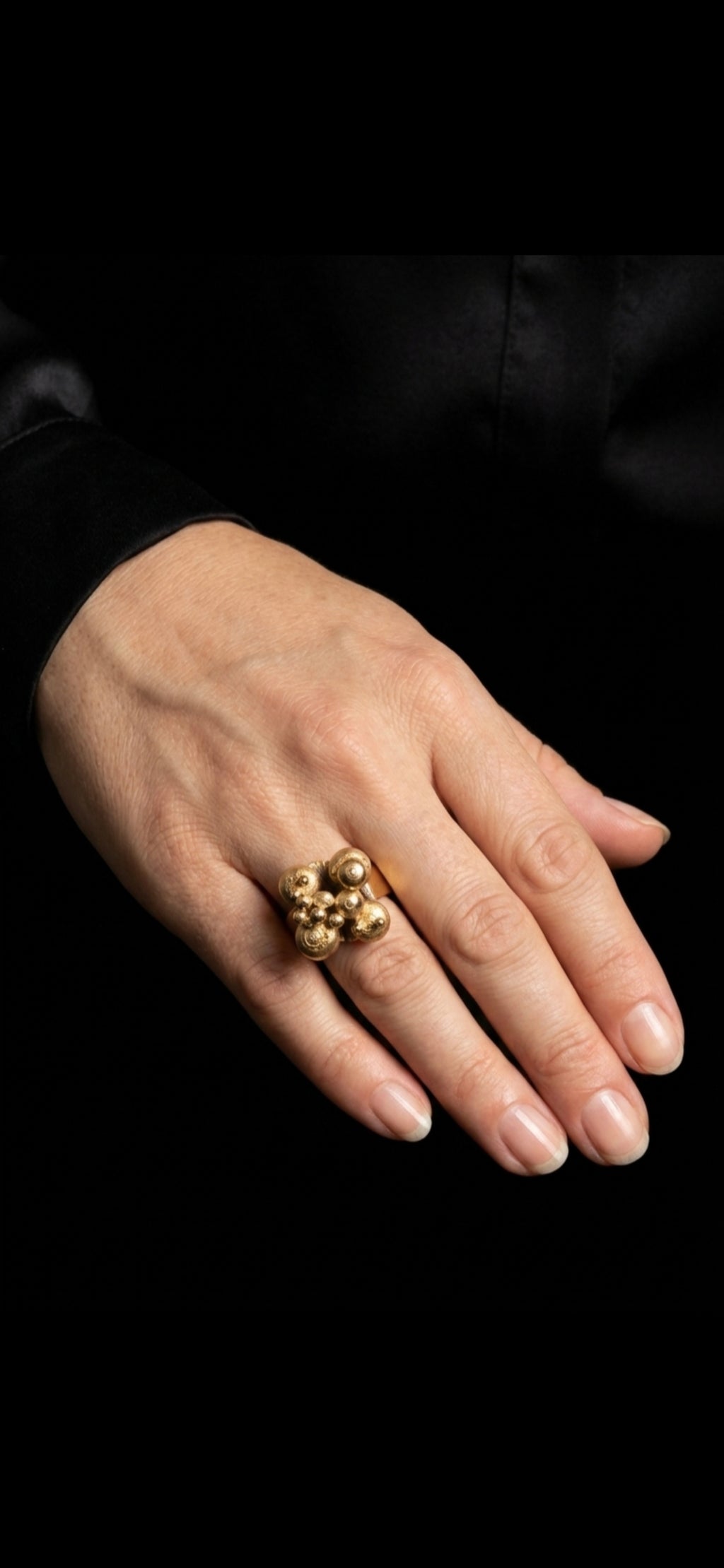 Single Orbit Ring